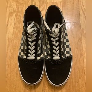 Vans Old Skool Black White Suede Sneakers Checkered Low Top Skate Shoe Size 9.5M